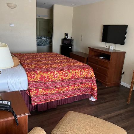 Riviera Inn And Suites Luaran gambar