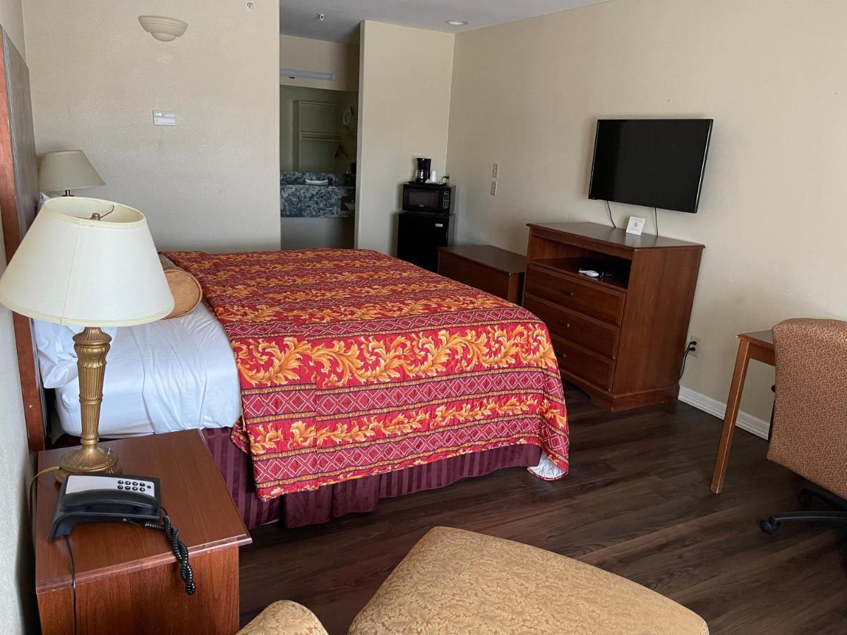 Riviera Inn And Suites Luaran gambar